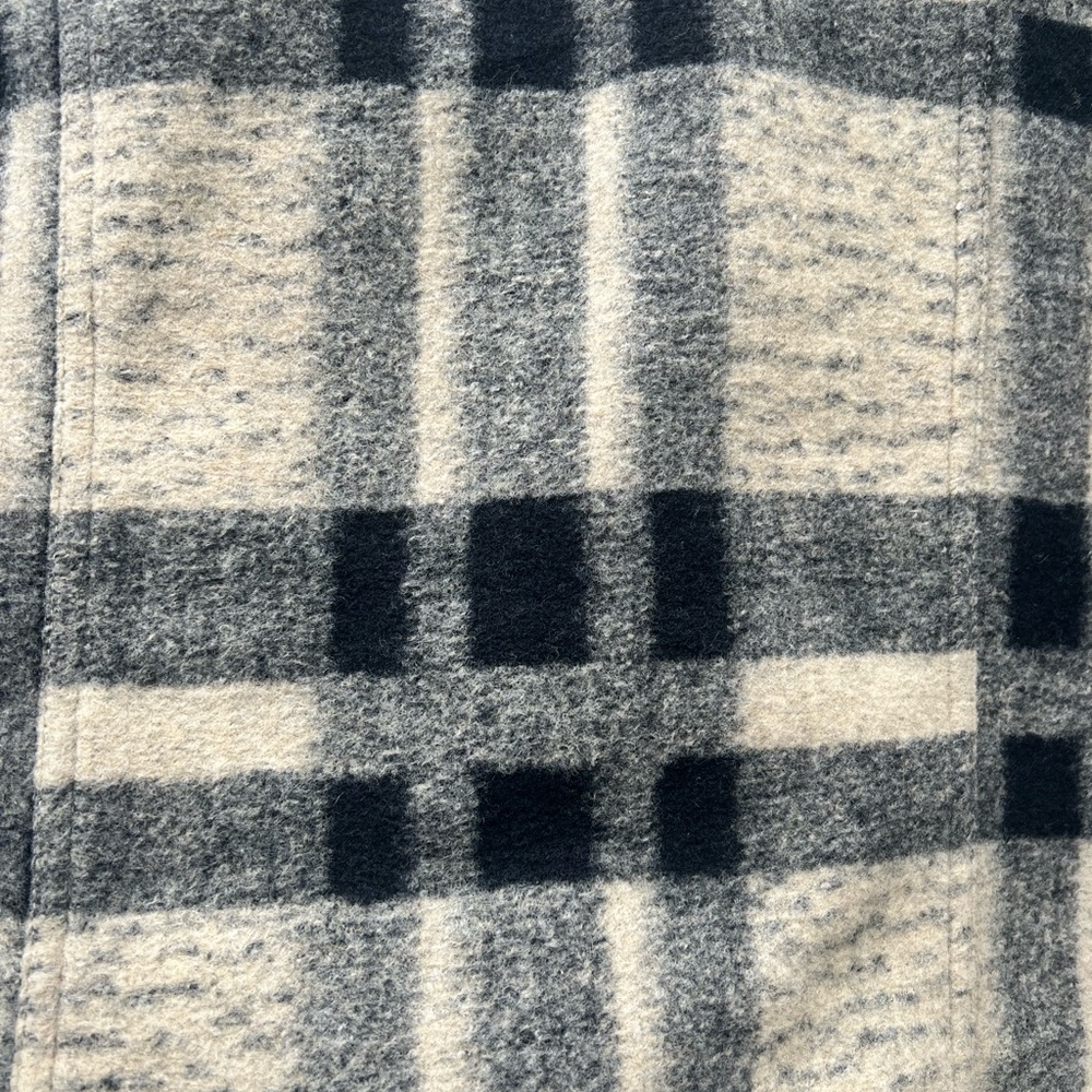Rails Steffi plaid trucker jacket worn once - Picture 5 of 6